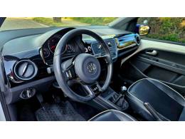 VOLKSWAGEN - UP - 2016/2017 - Branca - R$ 49.000,00