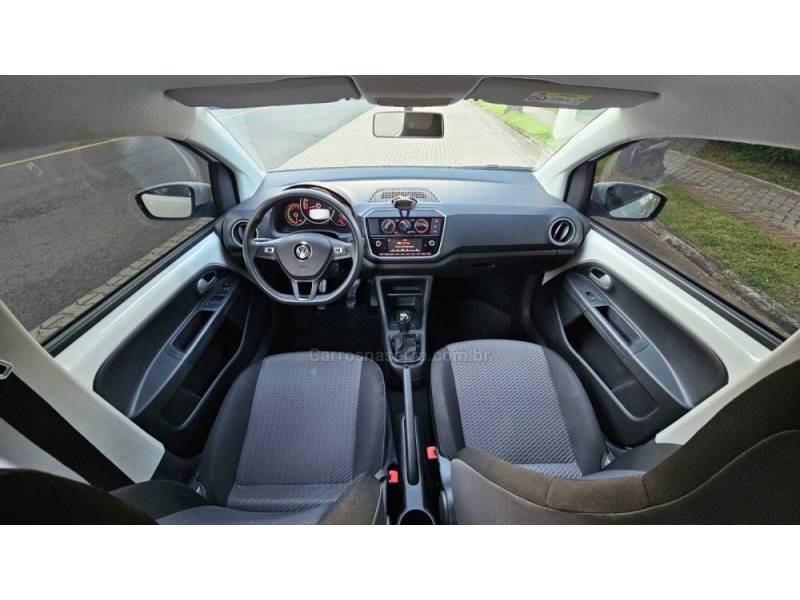 VOLKSWAGEN - UP - 2019/2020 - Branca - R$ 64.000,00