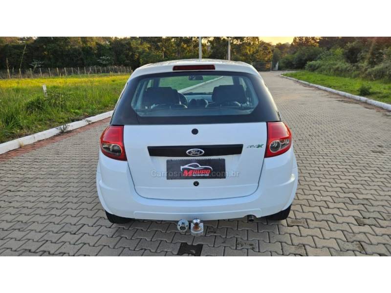 FORD - KA - 2009/2009 - Branca - R$ 20.900,00