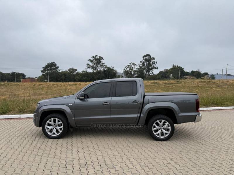 VOLKSWAGEN - AMAROK - 2019/2019 - Cinza - R$ 149.900,00