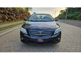 TOYOTA - COROLLA - 2010/2011 - Preta - R$ 50.000,00