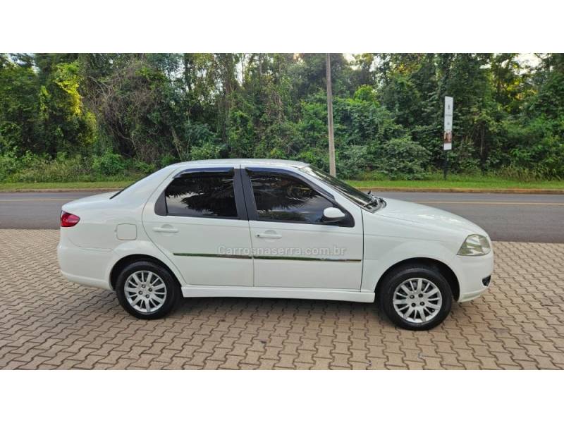FIAT - SIENA - 2010/2010 - Branca - R$ 27.900,00