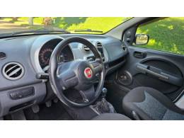 FIAT - UNO - 2010/2011 - Branca - R$ 24.900,00