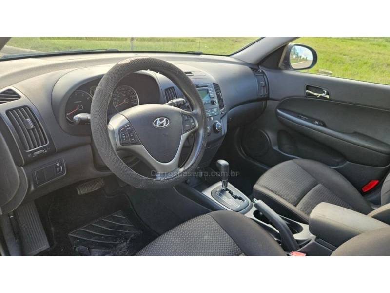 HYUNDAI - I30 - 2009/2010 - Preta - R$ 47.900,00