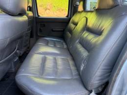 NISSAN - FRONTIER - 2004/2004 - Prata - R$ 58.900,00