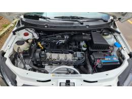 VOLKSWAGEN - GOL - 2021/2022 - Branca - R$ 59.900,00