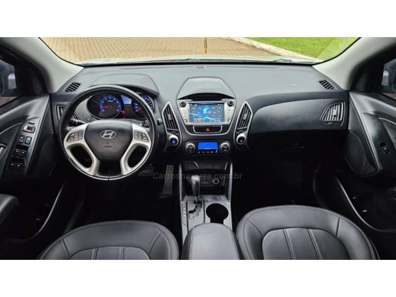 HYUNDAI - IX35 - 2011/2012 - Prata - R$ 64.900,00