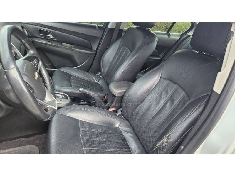 CHEVROLET - CRUZE - 2013/2014 - Branca - R$ 59.500,00