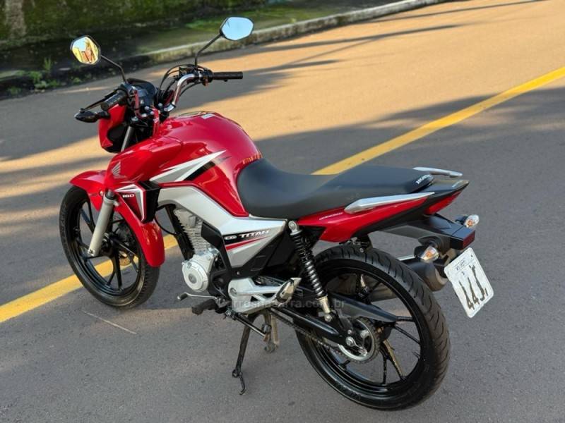 HONDA - CG 160 - 2016/2016 - Vermelha - R$ 15.500,00