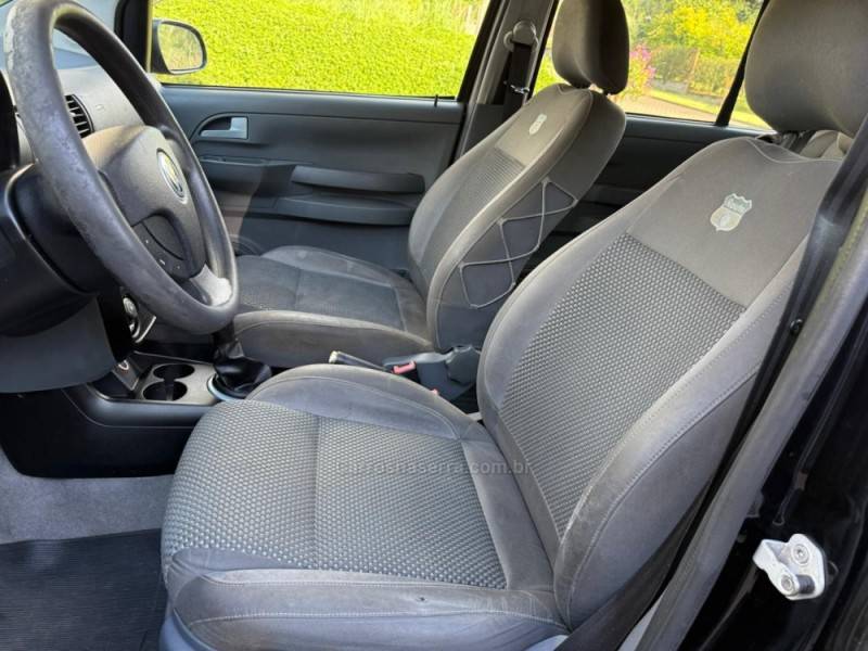 VOLKSWAGEN - SPACEFOX - 2009/2010 - Preta - Sob Consulta
