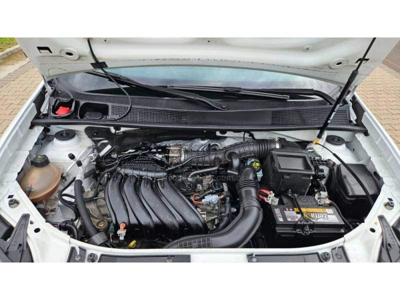 RENAULT - LOGAN - 2017/2018 - Branca - R$ 45.900,00
