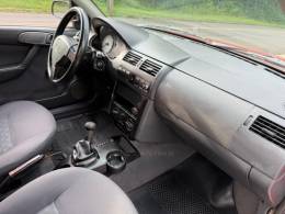 VOLKSWAGEN - GOL - 2002/2003 - Vermelha - R$ 19.900,00