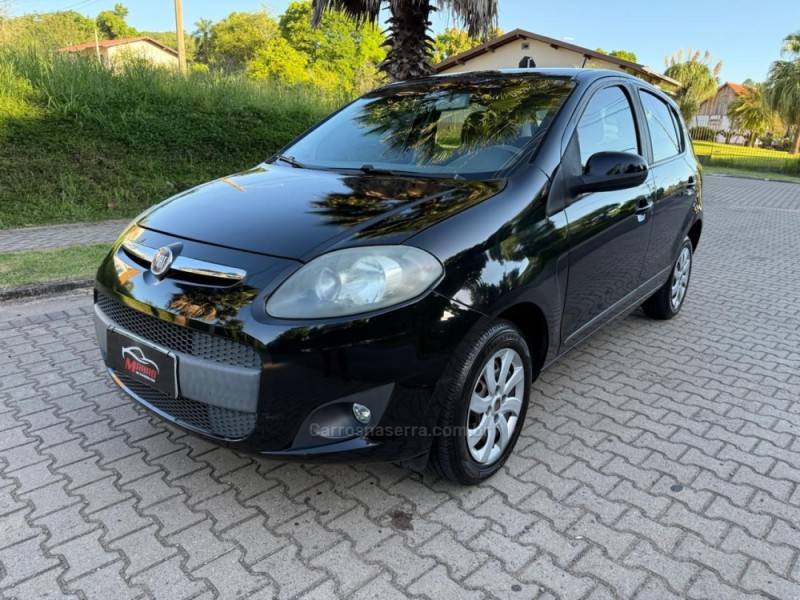 FIAT - PALIO - 2012/2013 - Preta - R$ 38.900,00