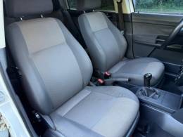 VOLKSWAGEN - POLO - 2006/2007 - Branca - R$ 32.900,00