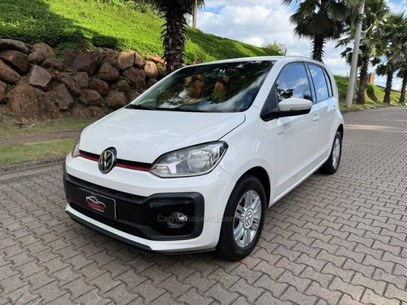 VOLKSWAGEN - UP - 2019/2019 - Branca - R$ 64.900,00