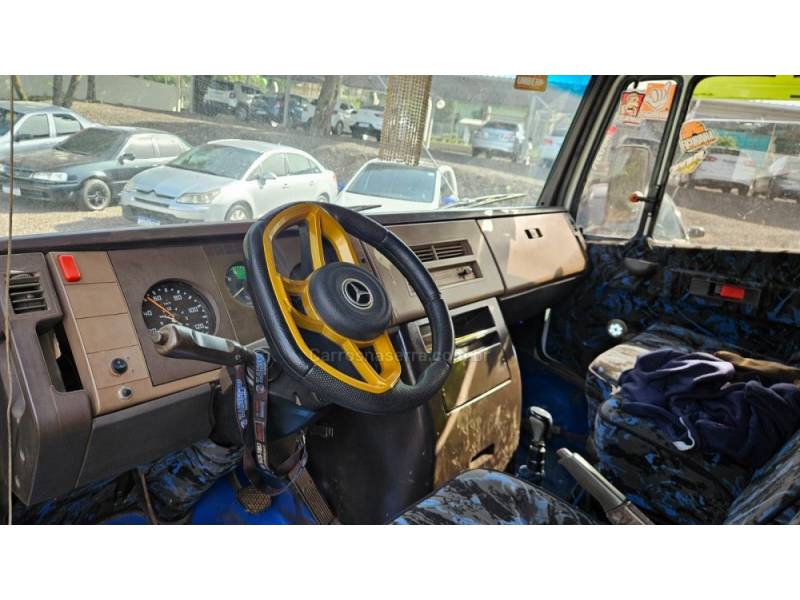 MERCEDES-BENZ - 912 - 1990/1991 - Branca - R$ 125.000,00