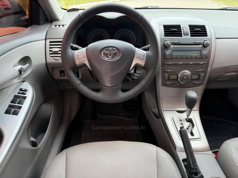 TOYOTA - COROLLA - 2010/2010 - Preta - R$ 59.900,00