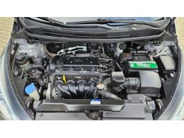HYUNDAI - HB20S - 2016/2017 - Prata - R$ 69.900,00