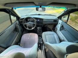 VOLKSWAGEN - SANTANA - 1995/1995 - Branca - R$ 7.500,00