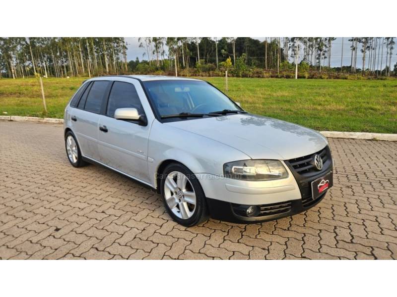 VOLKSWAGEN - GOL - 2007/2008 - Prata - R$ 29.900,00