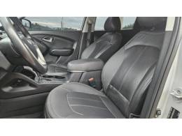 HYUNDAI - IX35 - 2011/2012 - Prata - R$ 64.900,00