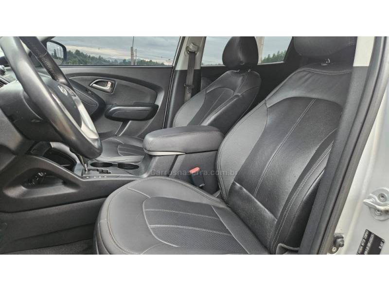 HYUNDAI - IX35 - 2011/2012 - Prata - R$ 64.900,00