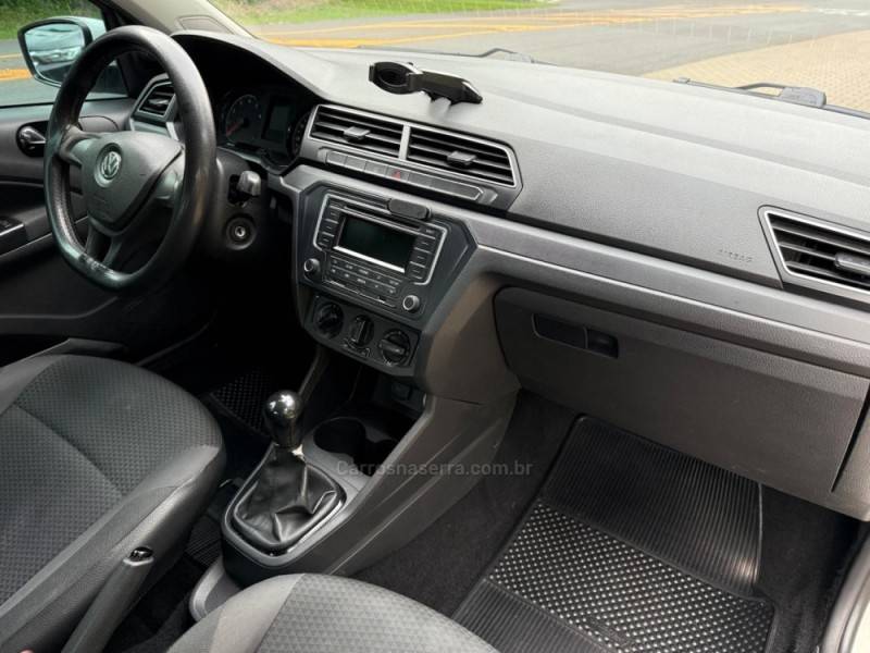 VOLKSWAGEN - VOYAGE - 2020/2021 - Branca - R$ 53.900,00