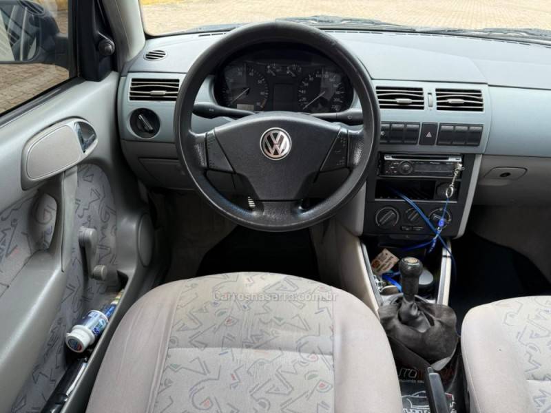 VOLKSWAGEN - GOL - 2001/2001 - Branca - R$ 22.900,00