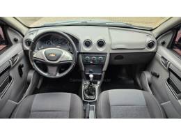 CHEVROLET - PRISMA - 2011/2012 - Prata - R$ 27.900,00