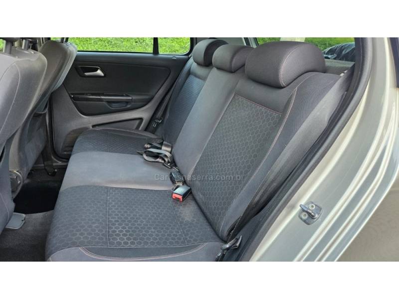 VOLKSWAGEN - CROSSFOX - 2012/2013 - Prata - R$ 44.900,00