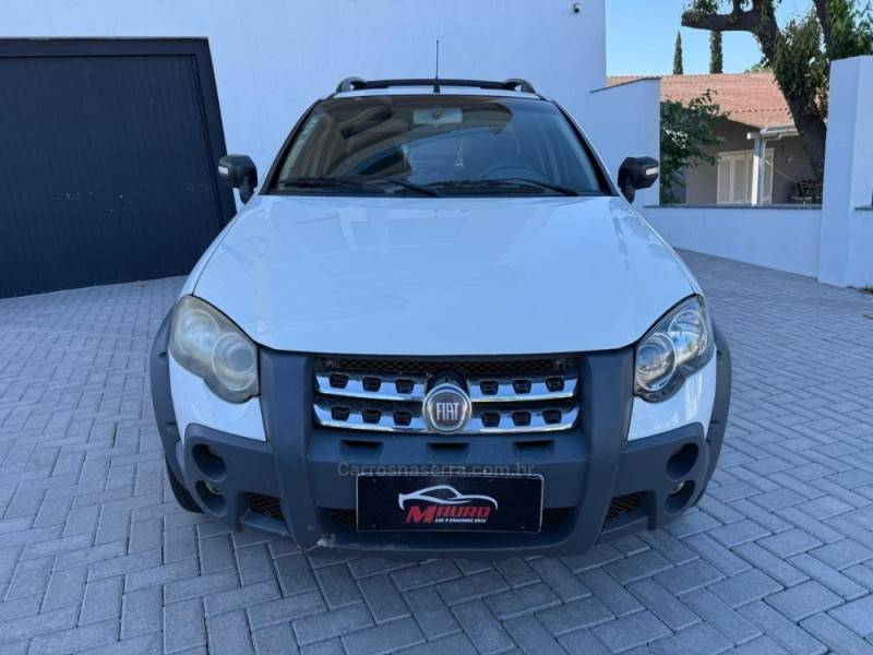 FIAT - STRADA - 2011/2012 - Branca - R$ 51.900,00