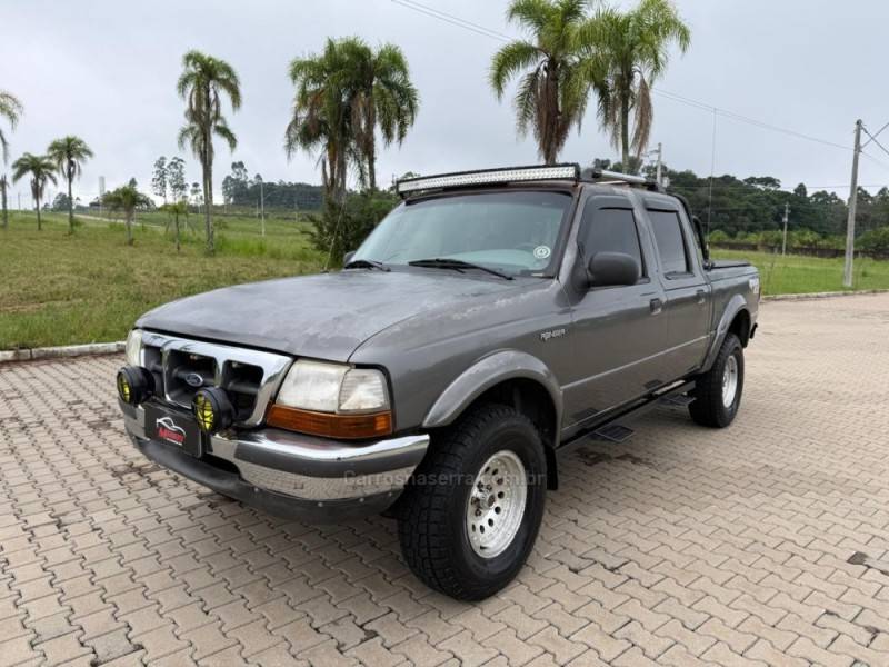 FORD - RANGER - 1998/1998 - Cinza - R$ 27.900,00