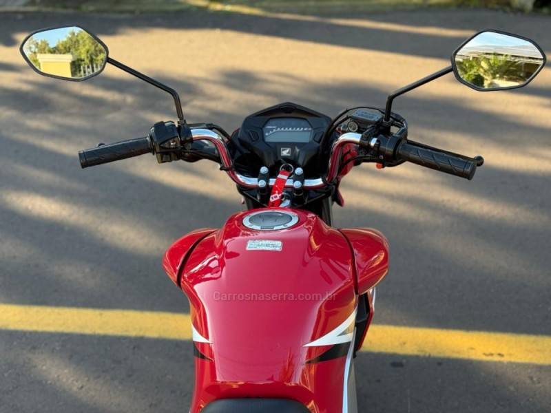 HONDA - CG 160 - 2016/2016 - Vermelha - R$ 15.500,00
