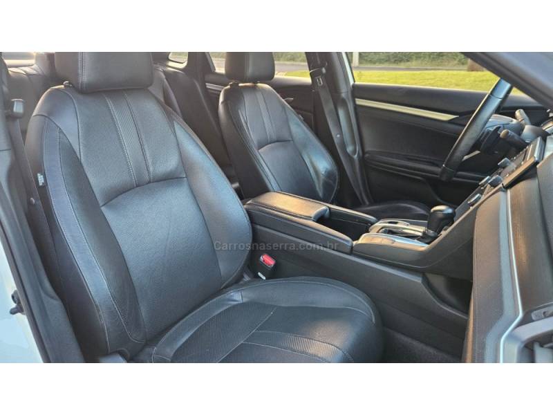 HONDA - CIVIC - 2017/2017 - Branca - R$ 106.900,00