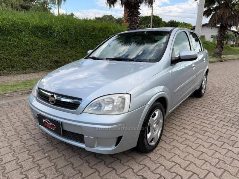CHEVROLET - CORSA - 2009/2009 - Prata - R$ 28.900,00