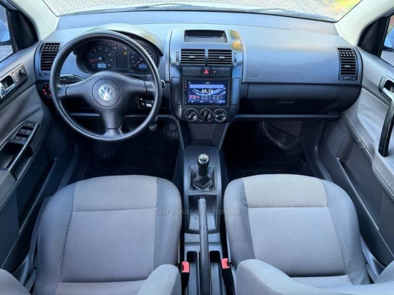 VOLKSWAGEN - POLO - 2006/2007 - Branca - R$ 32.900,00