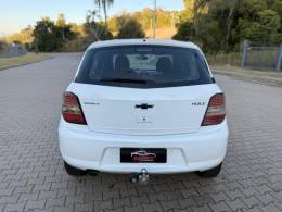 CHEVROLET - AGILE - 2010/2011 - Branca - R$ 37.900,00