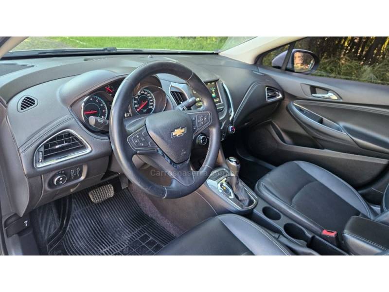 CHEVROLET - CRUZE - 2018/2018 - Branca - R$ 86.900,00