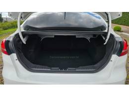 FORD - FOCUS - 2018/2019 - Branca - R$ 66.900,00