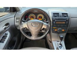 TOYOTA - COROLLA - 2010/2011 - Preta - R$ 50.000,00