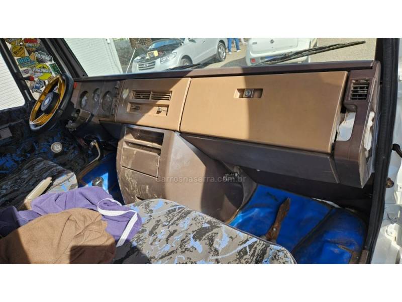 MERCEDES-BENZ - 912 - 1990/1991 - Branca - R$ 125.000,00
