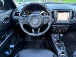 JEEP - COMPASS - 2020/2021 - Marrom - R$ 117.900,00