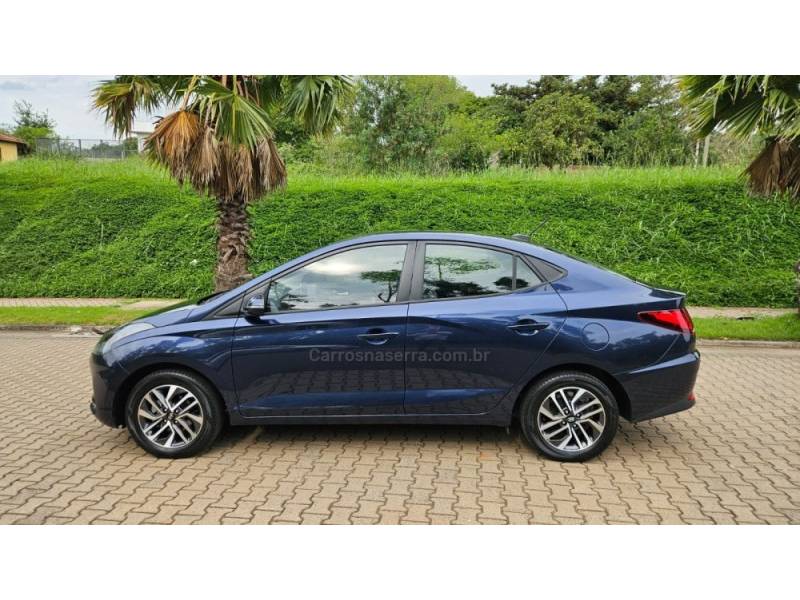 HYUNDAI - HB20S - 2020/2021 - Azul - R$ 77.500,00