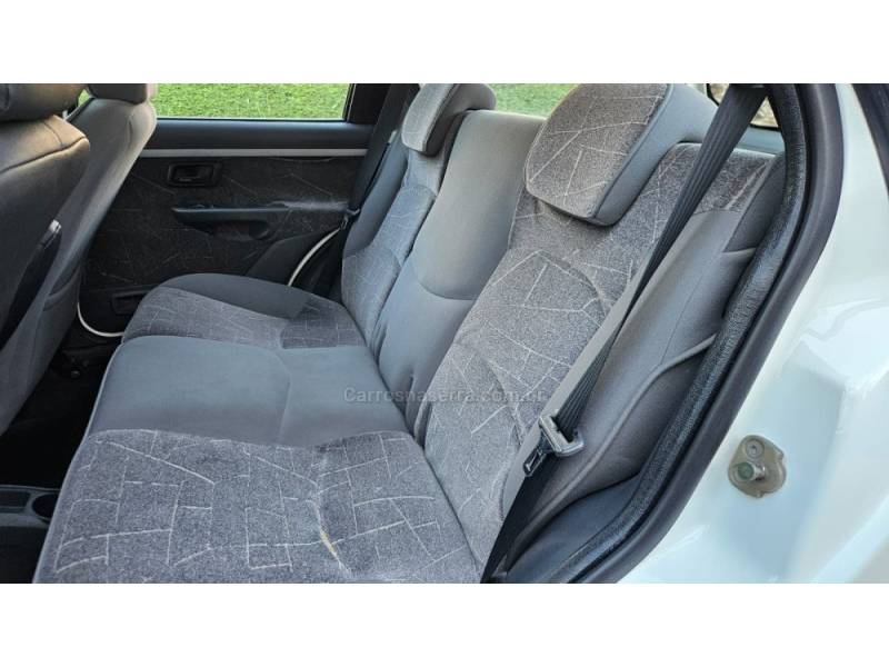 FIAT - PALIO - 2006/2007 - Branca - Sob Consulta