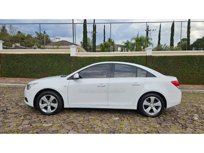 CHEVROLET - CRUZE - 2013/2014 - Branca - R$ 59.500,00