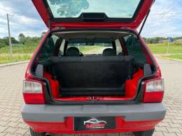 FIAT - UNO - 2010/2011 - Vermelha - R$ 22.900,00