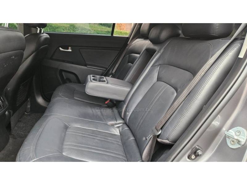 KIA MOTORS - SPORTAGE - 2015/2015 - Prata - R$ 86.900,00