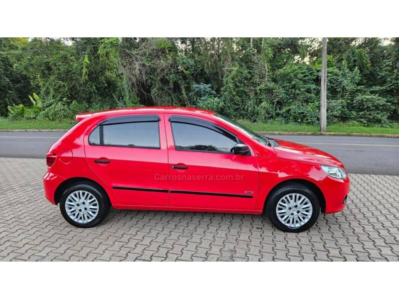 VOLKSWAGEN - GOL - 2010/2010 - Vermelha - R$ 25.900,00