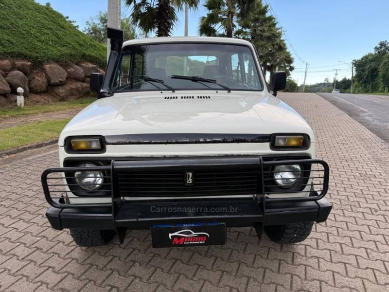 LADA - NIVA - 1993/1993 - Branca - R$ 29.900,00