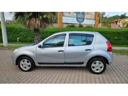 RENAULT - SANDERO - 2008/2009 - Prata - R$ 27.500,00